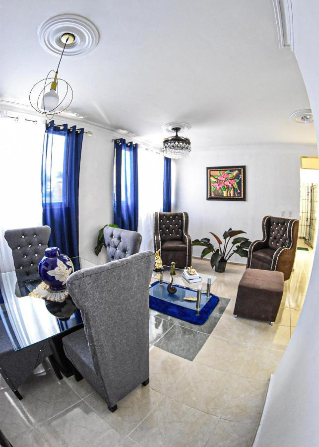 Apartamento En La Carreras Proximo Al Monumento Santiago De Los Caballeros Bagian luar foto