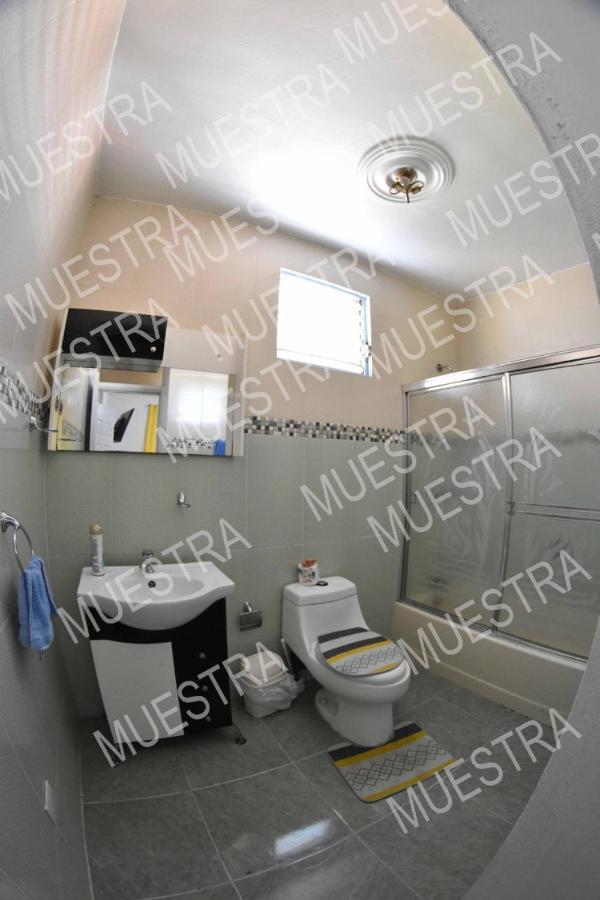 Apartamento En La Carreras Proximo Al Monumento Santiago De Los Caballeros Bagian luar foto