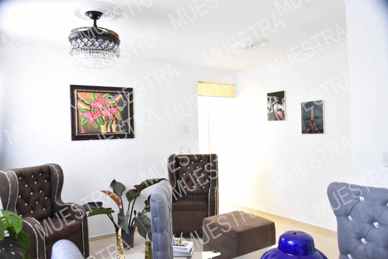 Apartamento En La Carreras Proximo Al Monumento Santiago De Los Caballeros Bagian luar foto