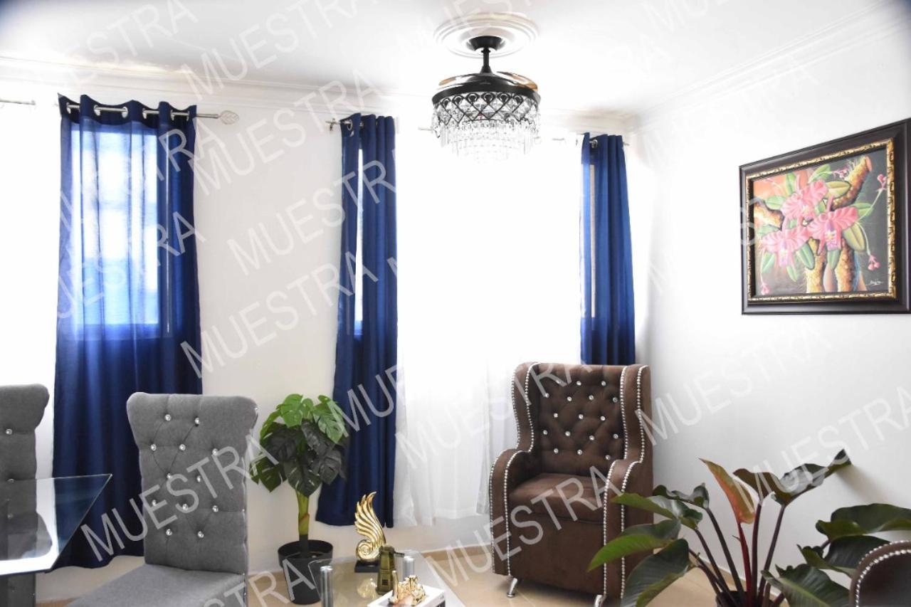 Apartamento En La Carreras Proximo Al Monumento Santiago De Los Caballeros Bagian luar foto